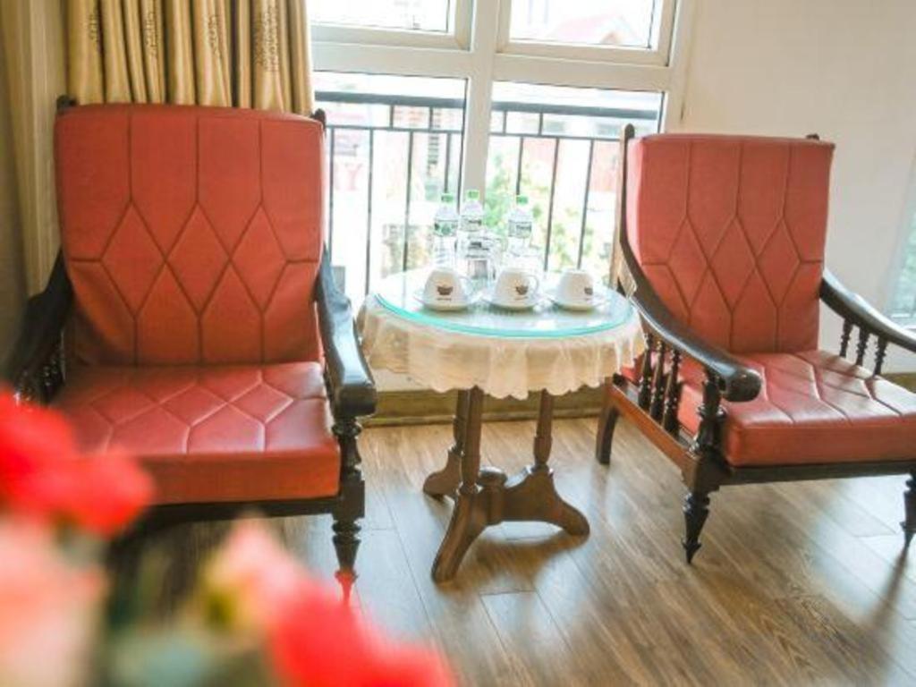 Ngoc Anh Hotel 2 Нин Бин Екстериор снимка