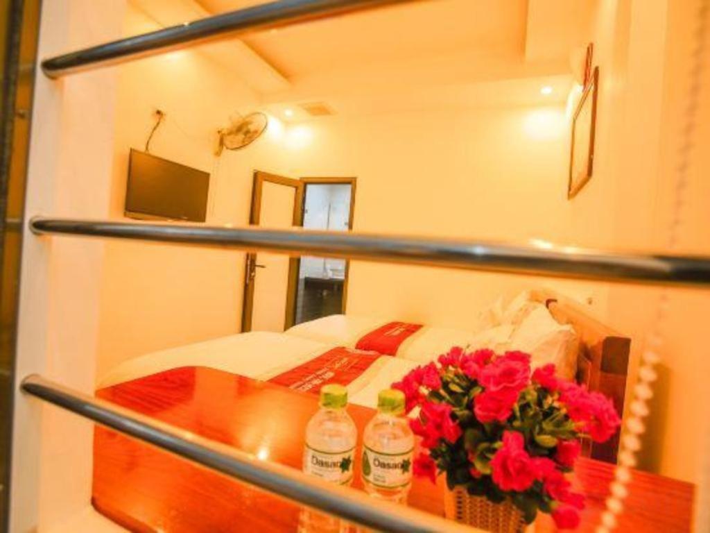 Ngoc Anh Hotel 2 Нин Бин Екстериор снимка