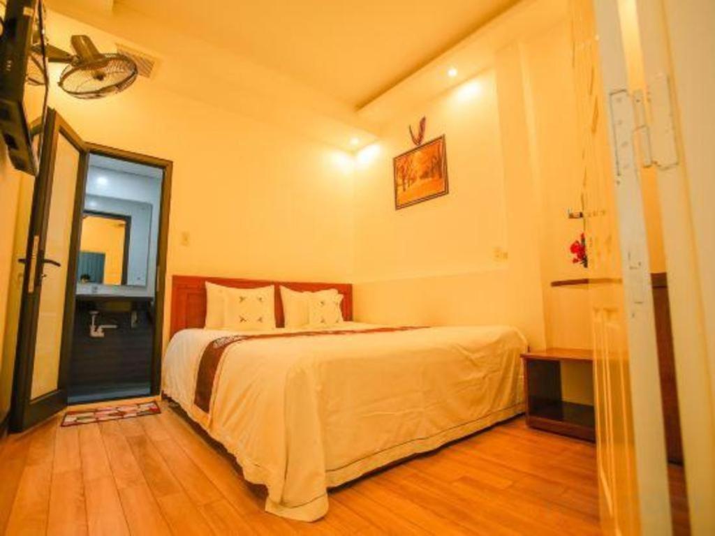 Ngoc Anh Hotel 2 Нин Бин Екстериор снимка