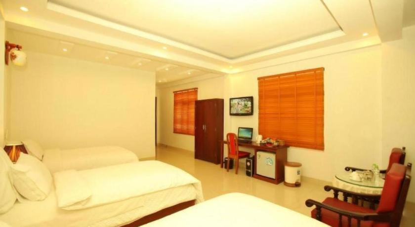 Ngoc Anh Hotel 2 Нин Бин Екстериор снимка