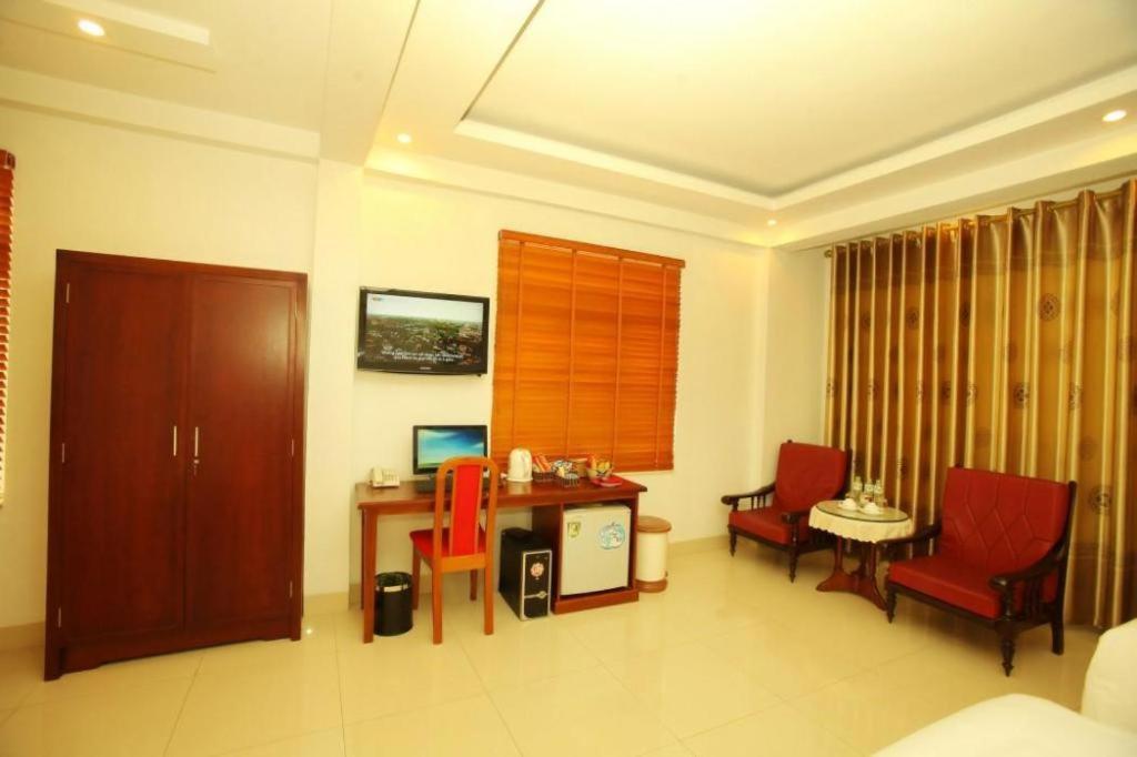 Ngoc Anh Hotel 2 Нин Бин Екстериор снимка